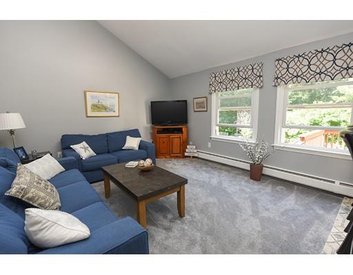5 Groveland Bridge Road Haverhill, MA 01830 - Photo 8 of 39 Gallery Image 8