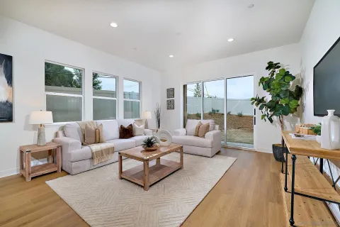 $1,179,000 | 793 Michael Ct Vista, Vista, CA 92081