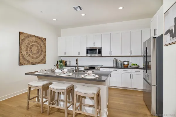 $1,199,000 | 793 Michael Ct Vista, Vista, CA 92081