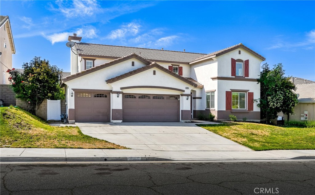 28799 First Star Court Menifee, CA 92584 - Photo 60 of 70 a view of house with yard