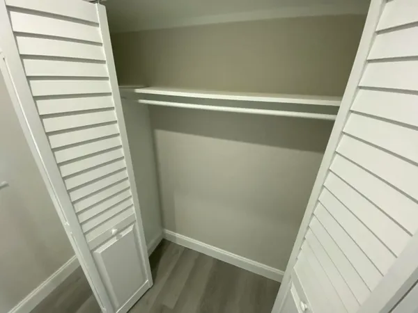 $1,900 | 115 Lucerne Avenue, Unit 1, Lake Worth Beach, FL 33460