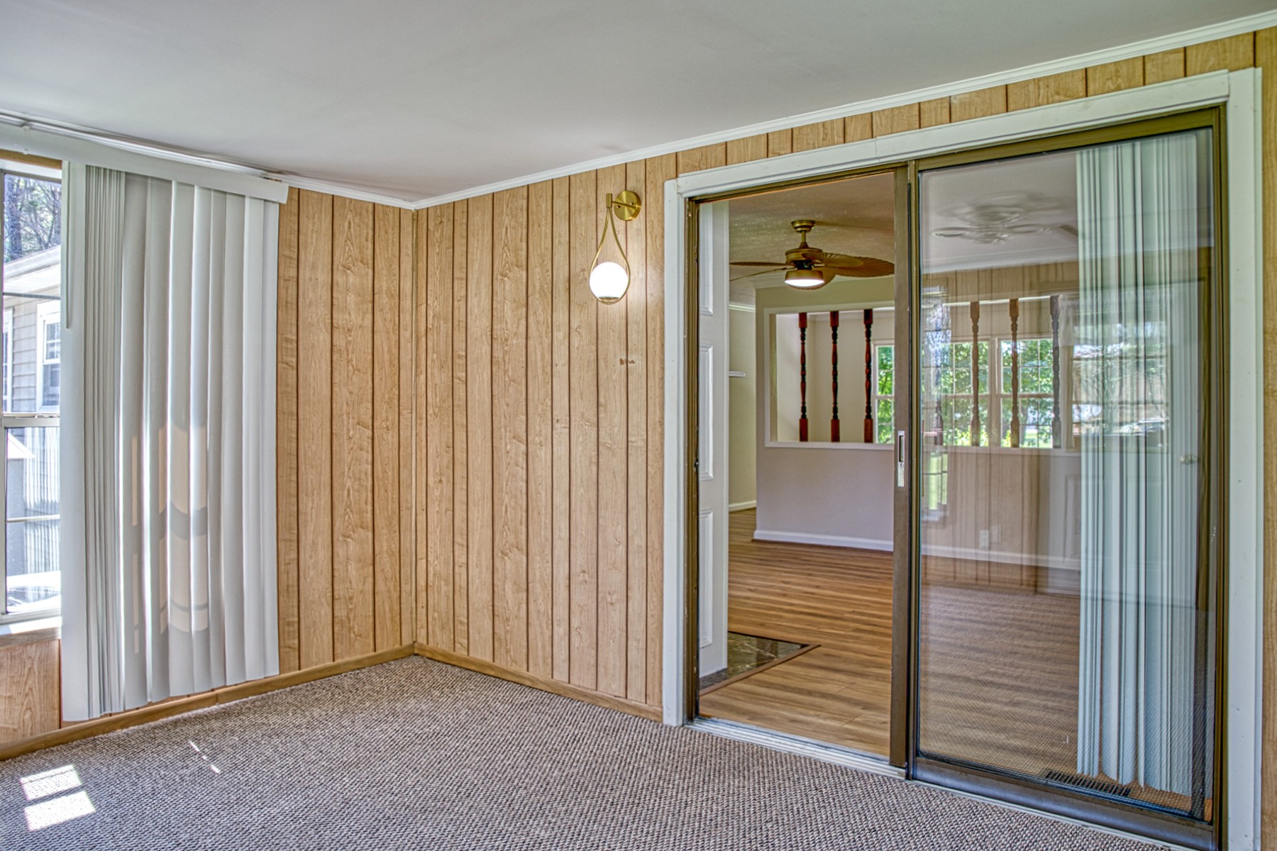 2085 Herbert Garrett Road Cookeville, TN 38506 - Photo 14 of 39 a view of entryway with a balcony