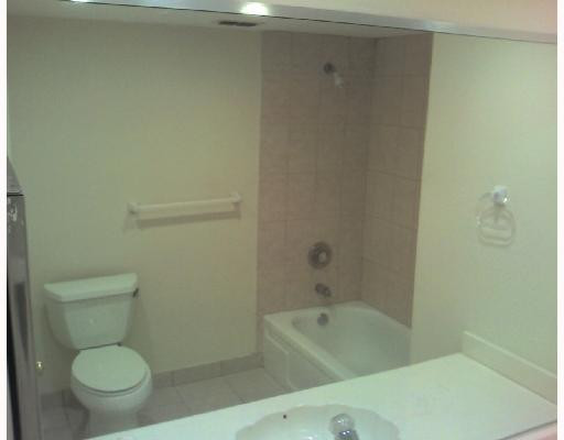 336 North Birch Road, Unit PHI Fort Lauderdale, FL 33304 - Photo 11 of 14 Master Bath/Spa