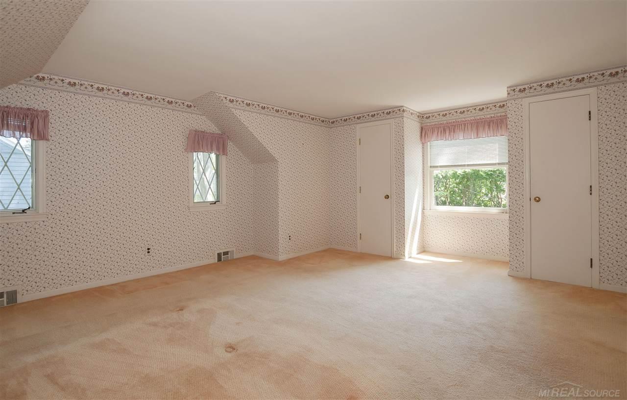 51 North Duval Road Grosse Pointe Shores, MI 48236 - Photo 24 of 36
