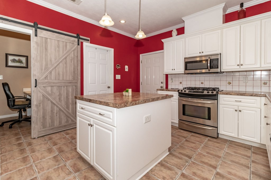 1439 Clary Cut Road Harlem, GA 30814 - Photo 7 of 53