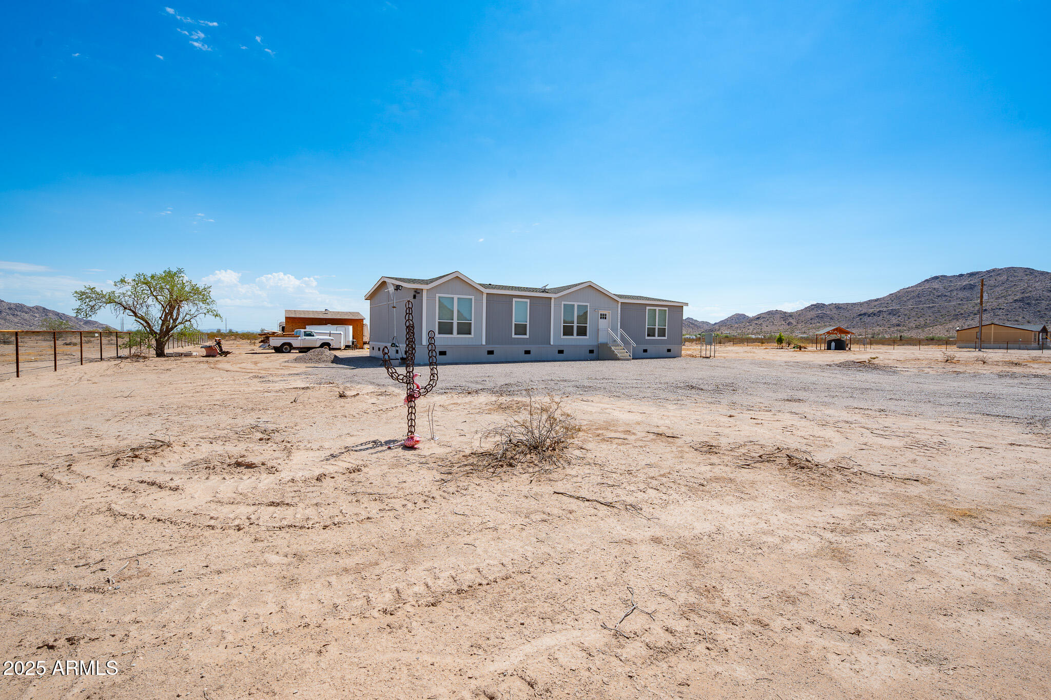11173 North Garduno Road Maricopa, AZ 85139 - Photo 3 of 45 DSC02518-Enhanced-NR