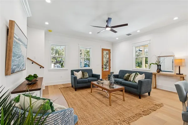 $775,000 | 1709 East Henry Avenue, Tampa, FL 33610