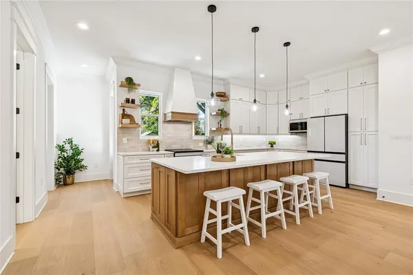 $775,000 | 1709 East Henry Avenue, Tampa, FL 33610
