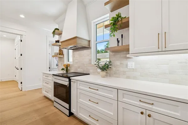 $775,000 | 1709 East Henry Avenue, Tampa, FL 33610