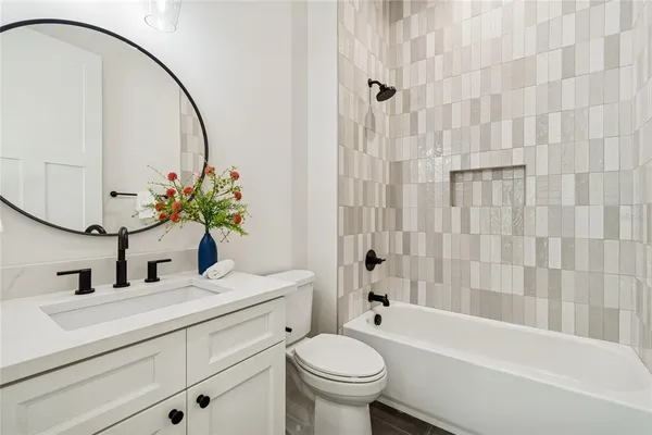 $775,000 | 1709 East Henry Avenue, Tampa, FL 33610