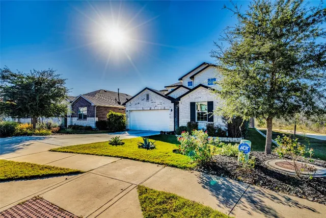 $2,600 | 10932 Defender Trail, Austin, TX 78754