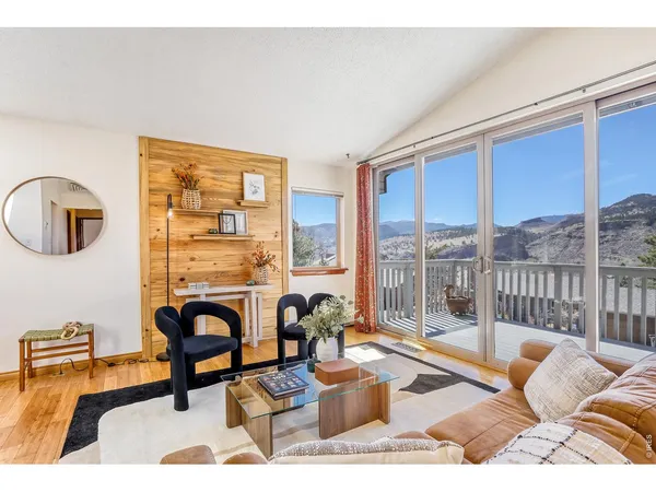 $875,000 | 112 Longs Peak Drive, Lyons, CO 80540