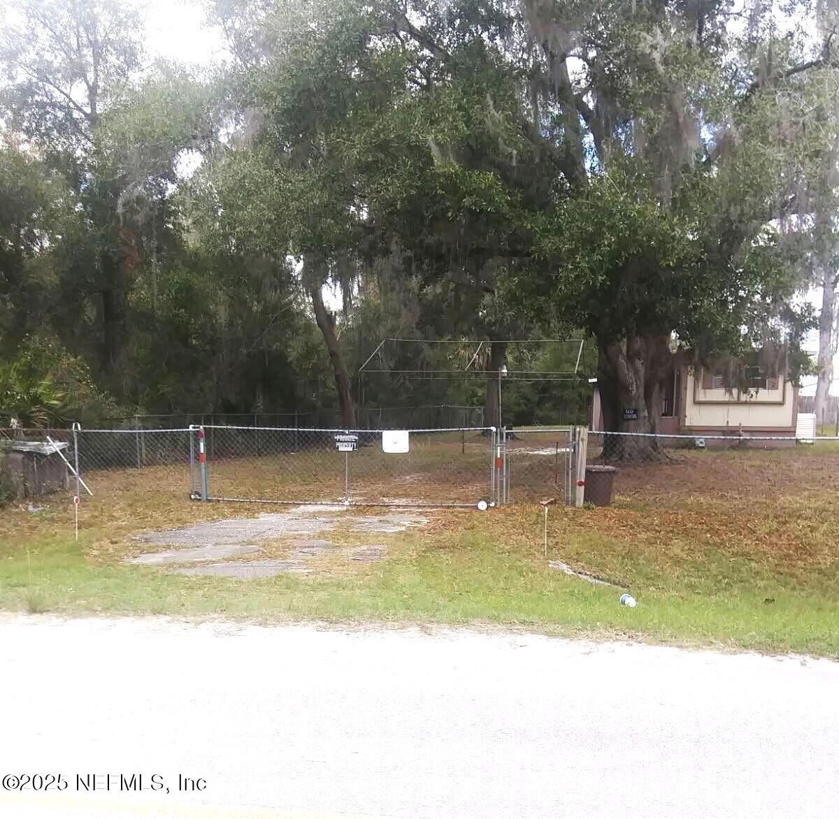 773 San Mateo Road Satsuma, FL 32189 - Photo 4 of 10 IMG_20250222_171657