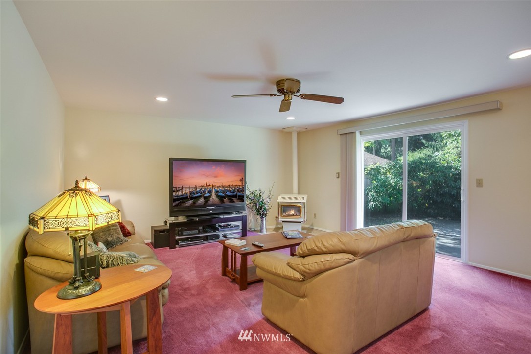 14325 Southeast 169th Street Renton, WA 98058 - Photo 11 of 25 Gallery Image 11