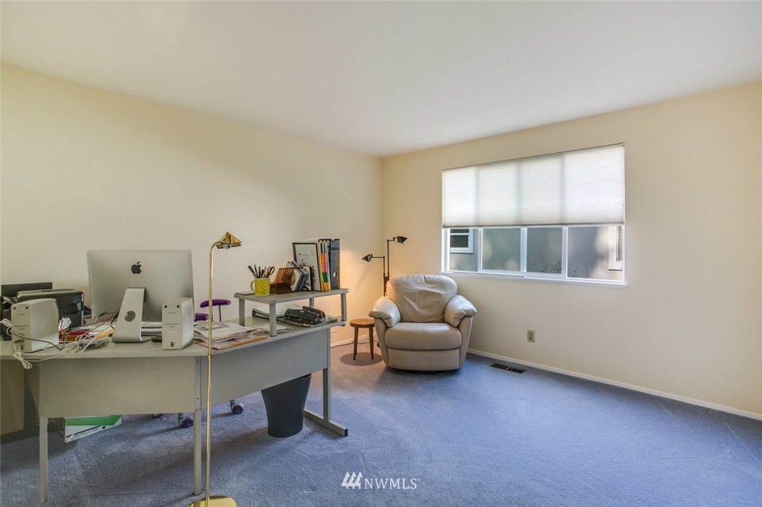 14325 Southeast 169th Street Renton, WA 98058 - Photo 15 of 25 Gallery Image 15
