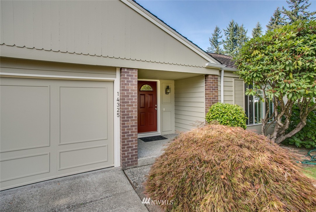 14325 Southeast 169th Street Renton, WA 98058 - Photo 3 of 25 Gallery Image 3