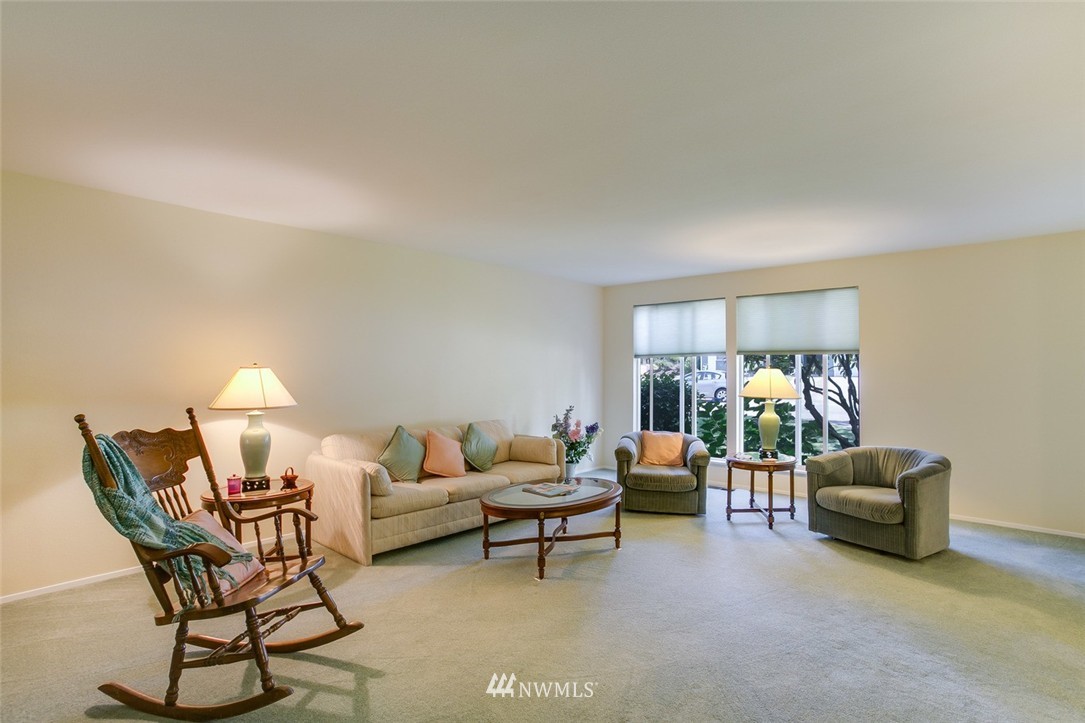 14325 Southeast 169th Street Renton, WA 98058 - Photo 5 of 25 Gallery Image 5
