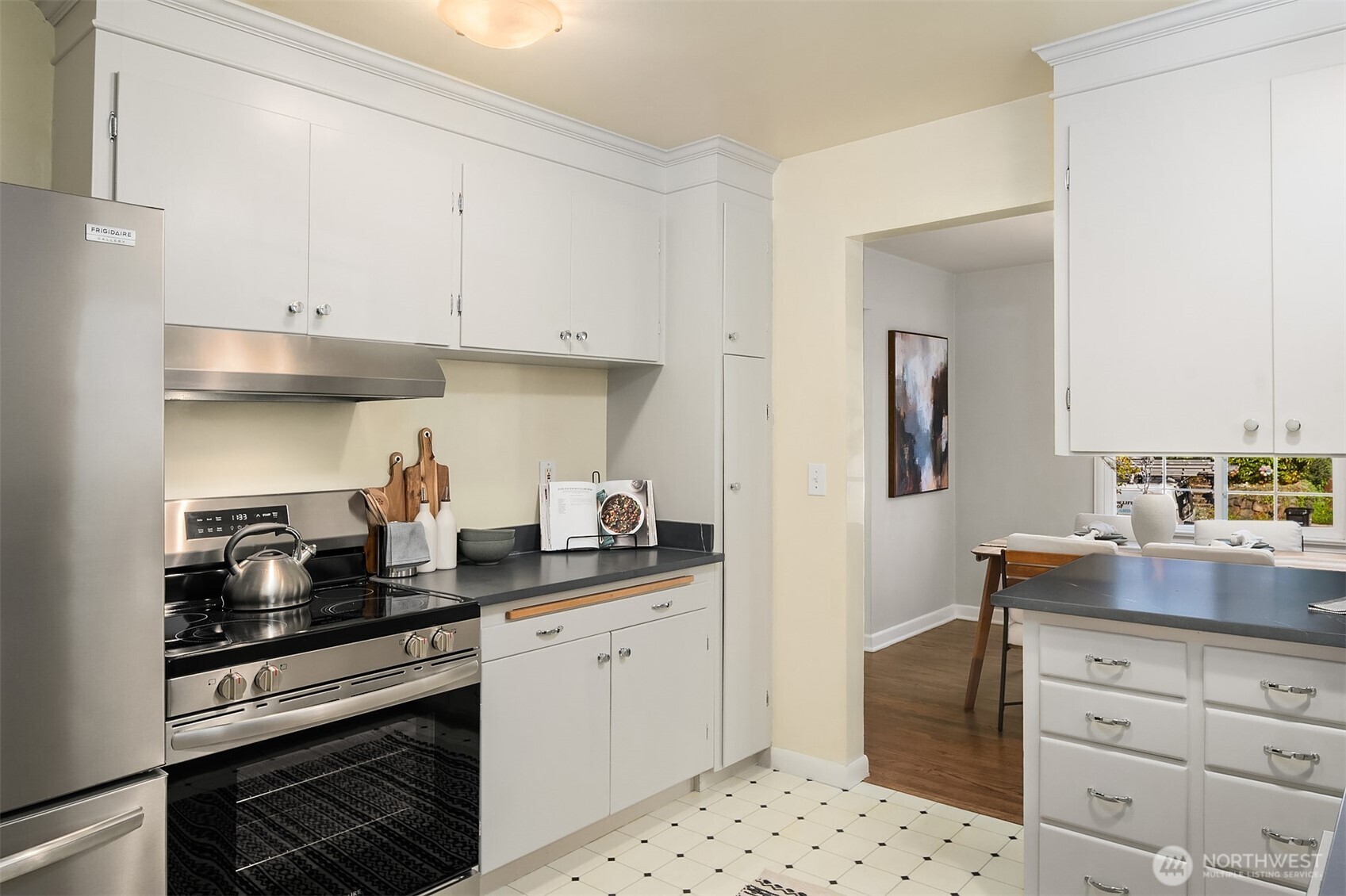 727 North 81st Street Seattle, WA 98103 - Photo 15 of 27 Gallery Image 15
