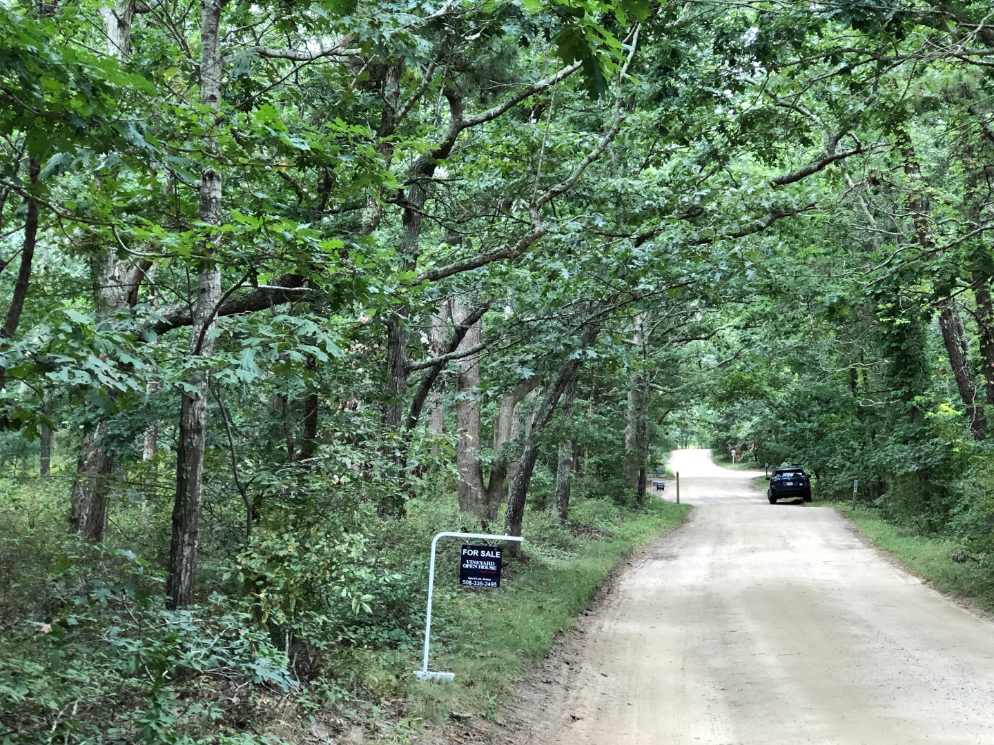 Golf Club Rd looking west to MM Golf Club