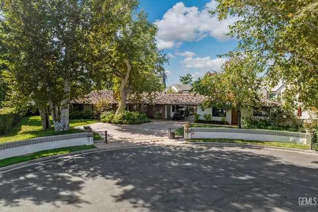 $1,299,000 | Undisclosed Address, Bakersfield, CA 93309