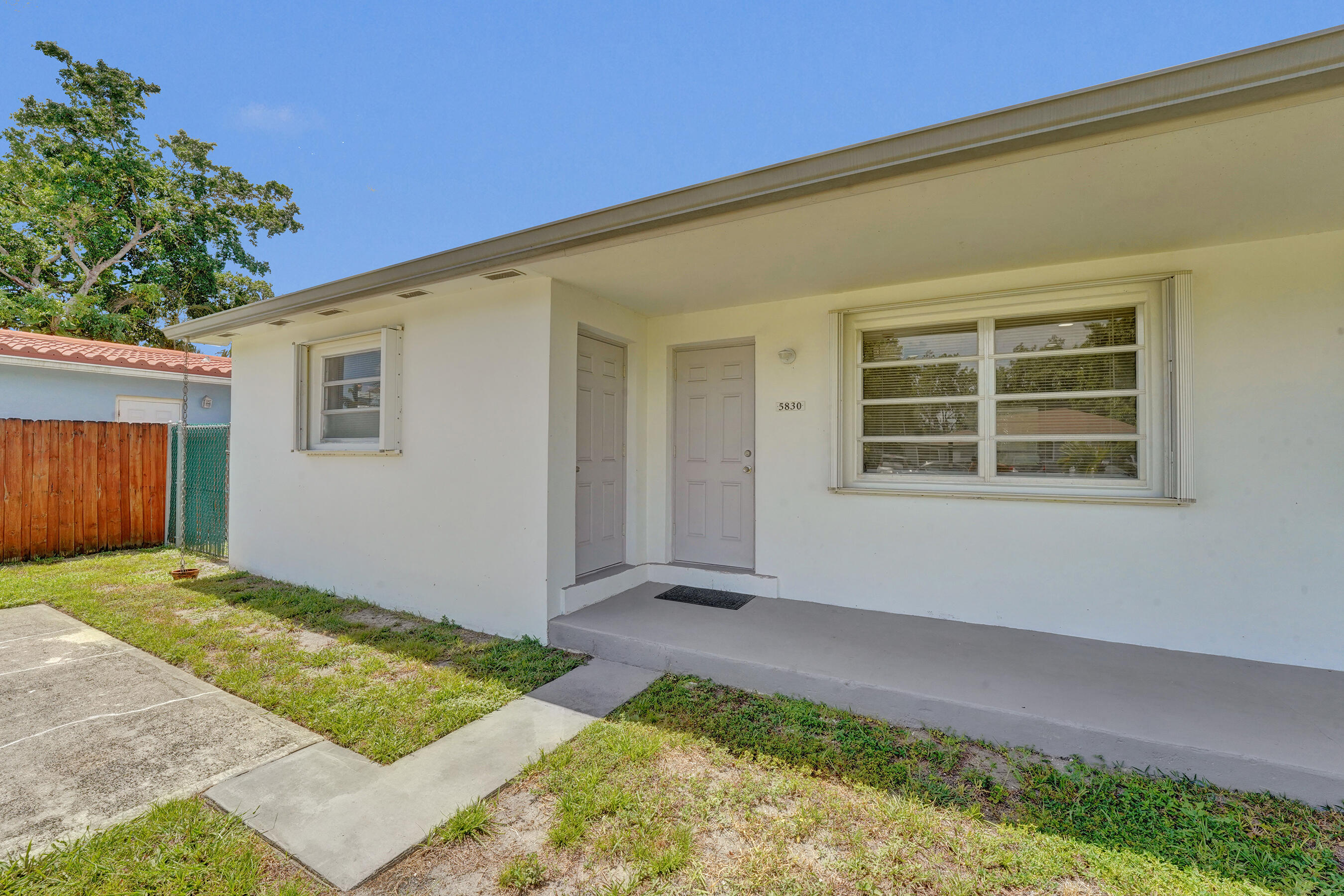 5830 Garfield Street Hollywood, FL 33021 - Photo 3 of 54 Uit 1 - 5830 Garfield