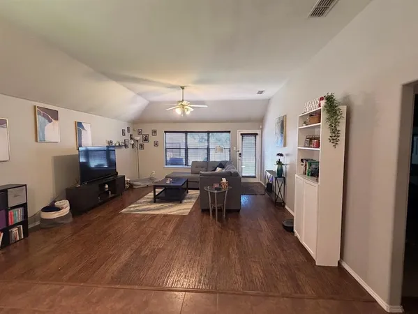 $2,495 | 9120 Bedford Lane, McKinney, TX 75071