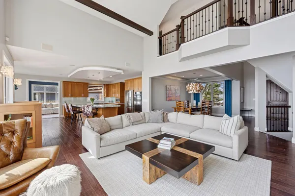 $2,350,000 | 263 Lake Avenue North, Spicer, MN 56288
