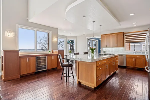 $2,350,000 | 263 Lake Avenue North, Spicer, MN 56288