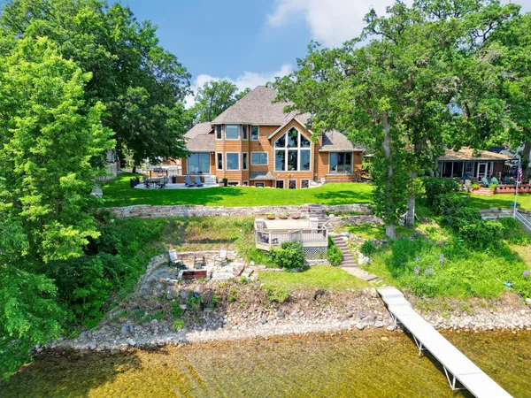 $2,350,000 | 263 Lake Avenue North, Spicer, MN 56288