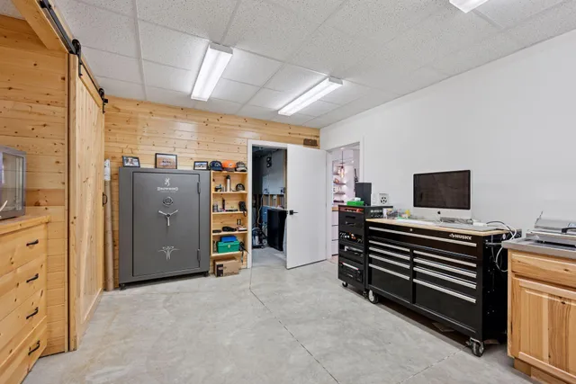 $2,350,000 | 263 Lake Avenue North, Spicer, MN 56288