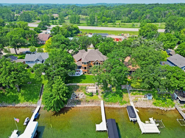 $2,350,000 | 263 Lake Avenue North, Spicer, MN 56288