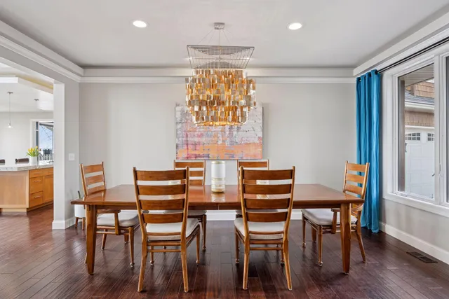 $2,350,000 | 263 Lake Avenue North, Spicer, MN 56288