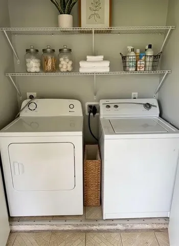 $1,750 | 3455 Countryside Boulevard, Unit 15, Clearwater, FL 33761