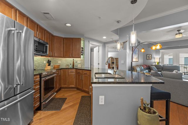 $520,000 | 222 Glenwood Avenue, Unit 318, Raleigh, NC 27603