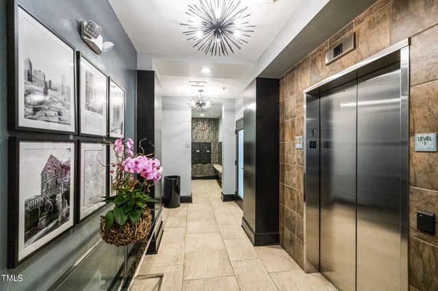 $520,000 | 222 Glenwood Avenue, Unit 318, Raleigh, NC 27603