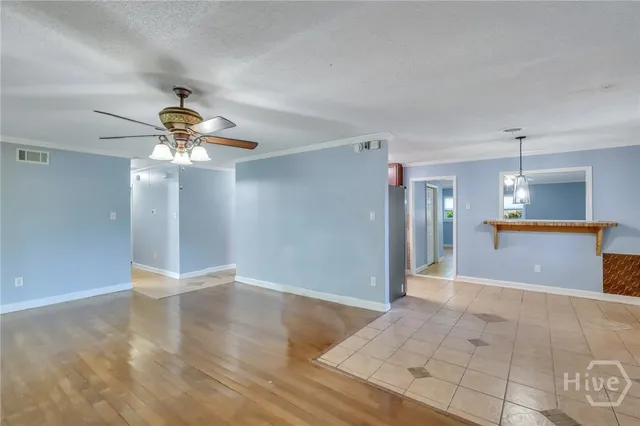 $2,000 | 5908 Fairview Avenue, Savannah, GA 31406