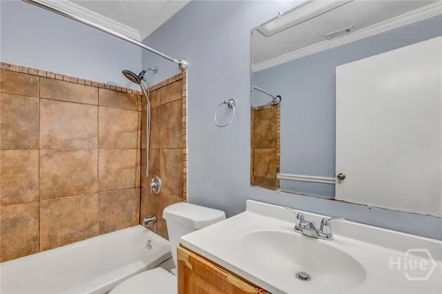 $2,000 | 5908 Fairview Avenue, Savannah, GA 31406