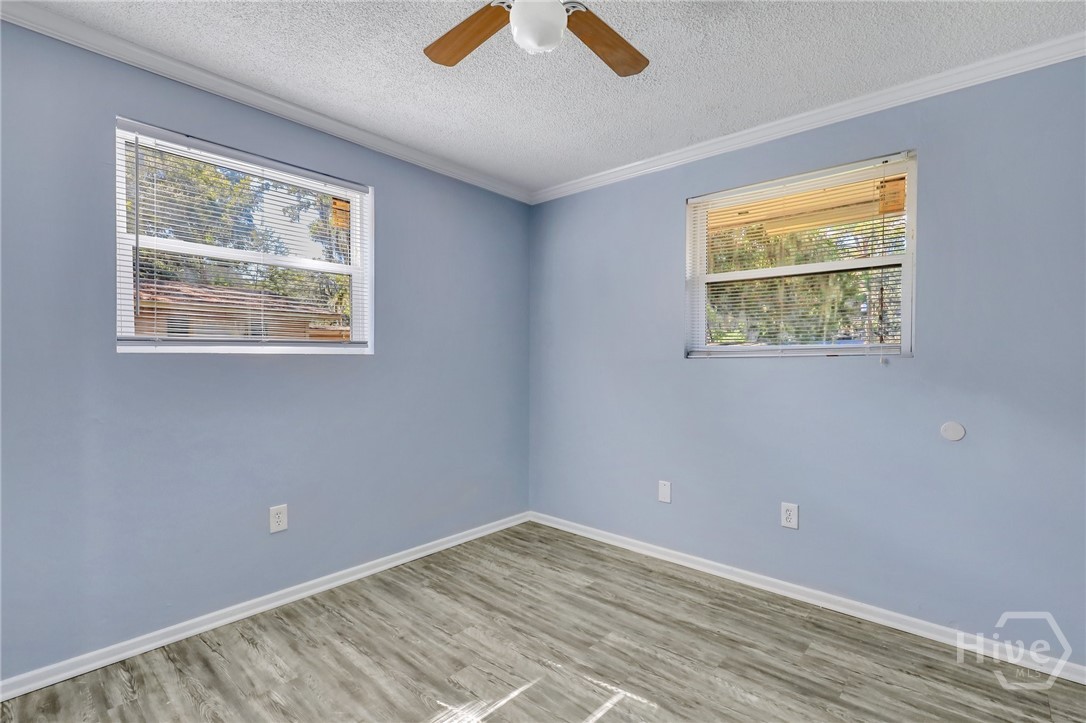 5908 Fairview Avenue Savannah, GA 31406 - Photo 23 of 33