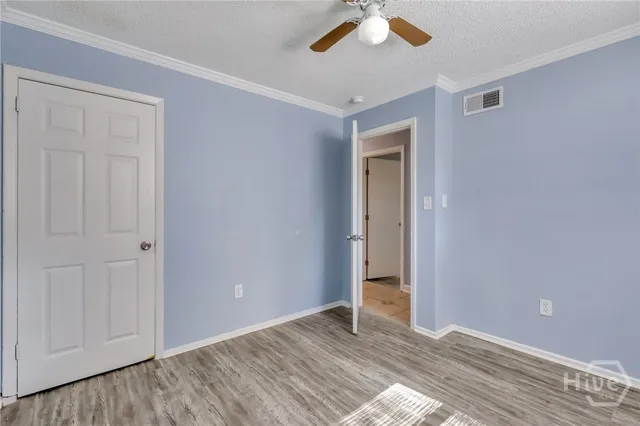 $2,000 | 5908 Fairview Avenue, Savannah, GA 31406