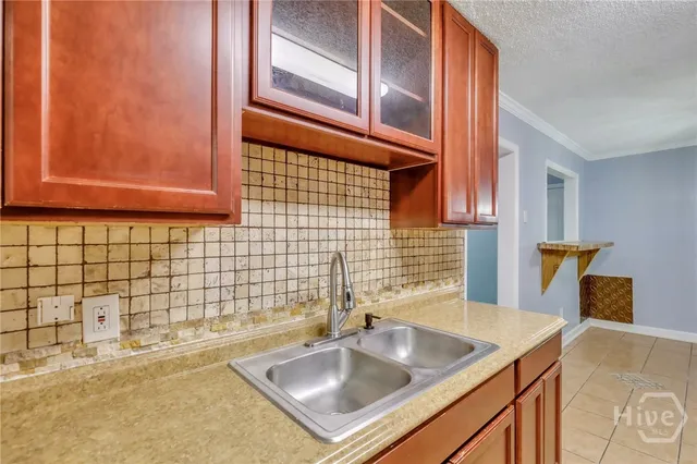 $2,000 | 5908 Fairview Avenue, Savannah, GA 31406