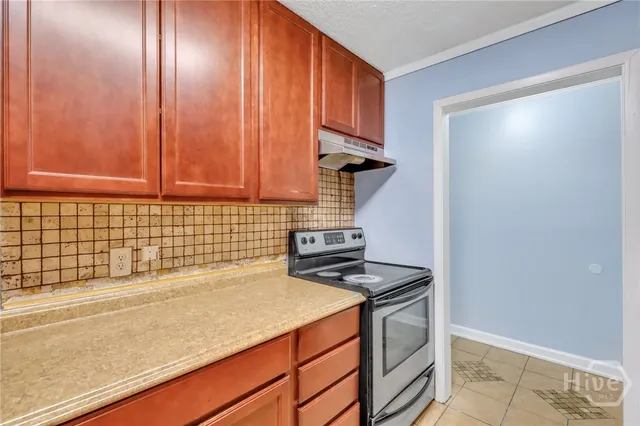 $2,000 | 5908 Fairview Avenue, Savannah, GA 31406