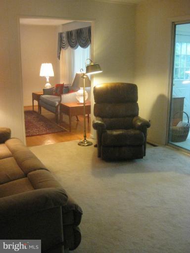 2507 Lawnside Road Lutherville-Timonium, MD 21093 - Photo 6 of 21 Family Room