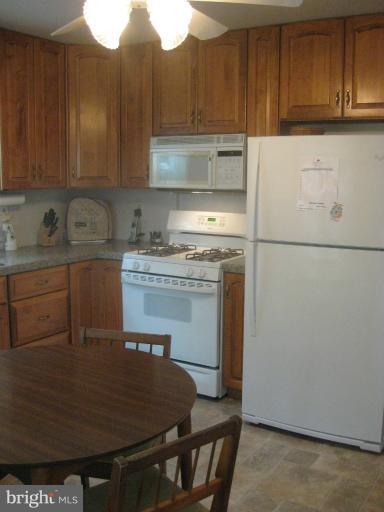 2507 Lawnside Road Lutherville-Timonium, MD 21093 - Photo 10 of 21 Kitchen