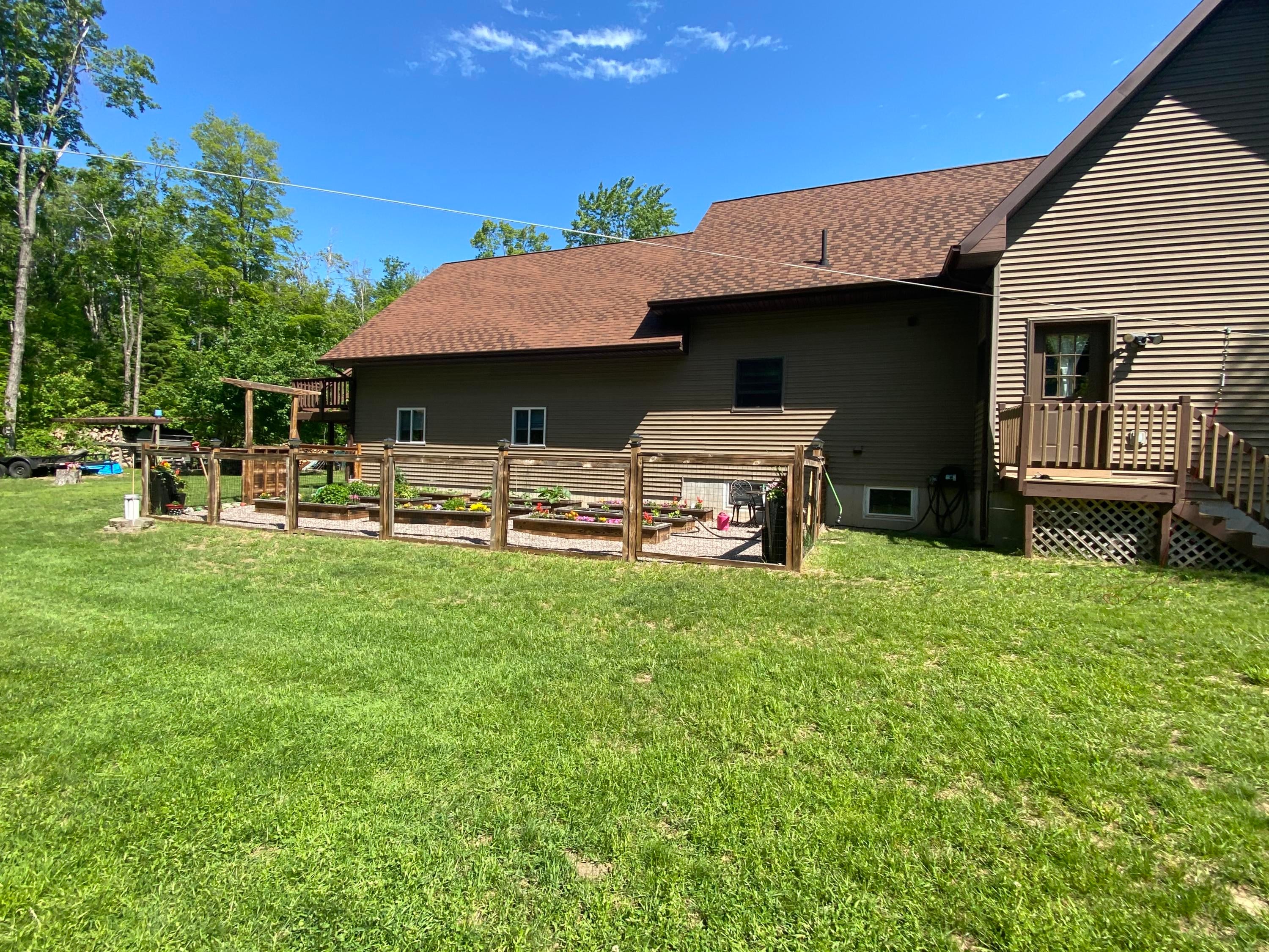 15040 South Kinross Road Kinross, MI 49752 - Photo 17 of 36 Gallery Image 17