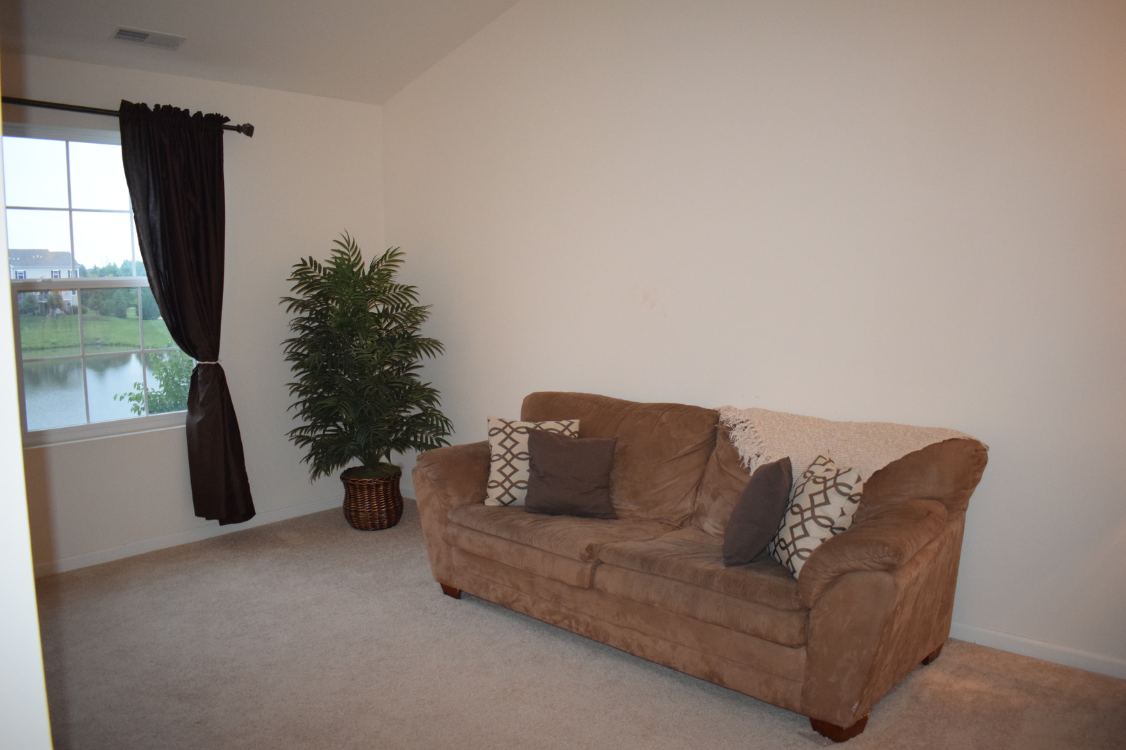 2841 Church Road Aurora, IL 60502 - Photo 16 of 26 Gallery Image 16