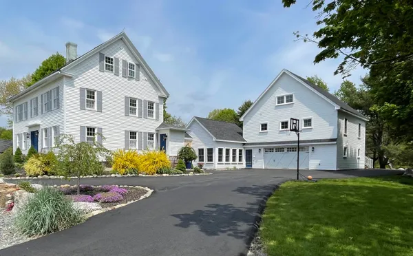 $3,400 | 79 Barbour Road, Hampton, NH 03842