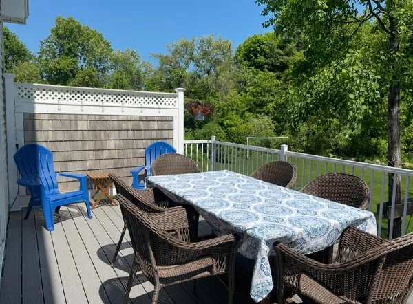 $3,400 | 79 Barbour Road, Hampton, NH 03842