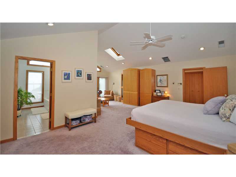 668 Boston Neck Road Narragansett, RI 02882 - Photo 16 of 25 Master Bedroom.