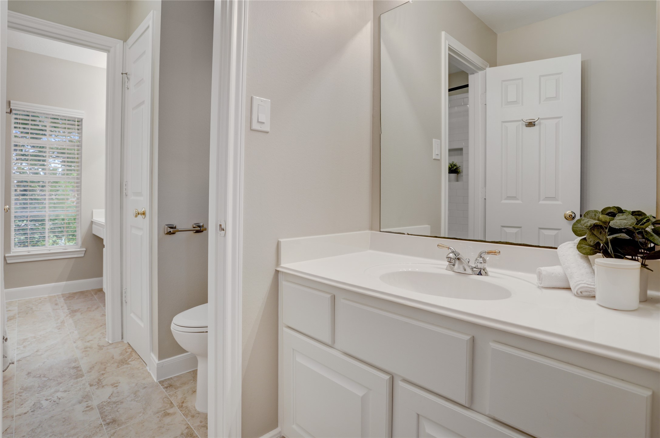 24418 Falcon Point Drive Katy, TX 77494 - Photo 24 of 40 a bathroom with a sink a toilet and shower