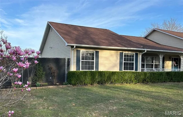 $299,900 | 82 Kelsey Lane, Fairdealing, MO 63939